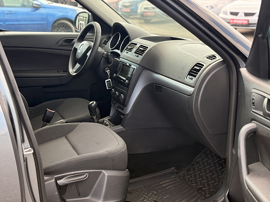 Skoda Yeti Active Outdoor, 2015 года, пробег 247049 км
