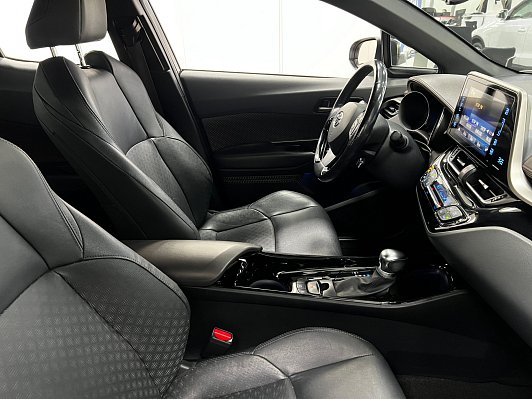 Toyota C-HR, 2019 года, пробег 110831 км