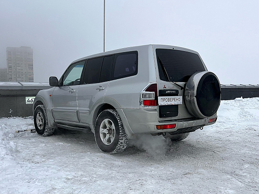 Mitsubishi Pajero, 2001 года, пробег 236792 км