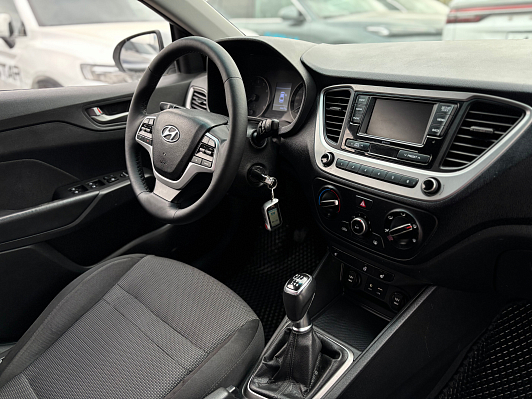 Hyundai Solaris Comfort, 2017 года, пробег 144676 км