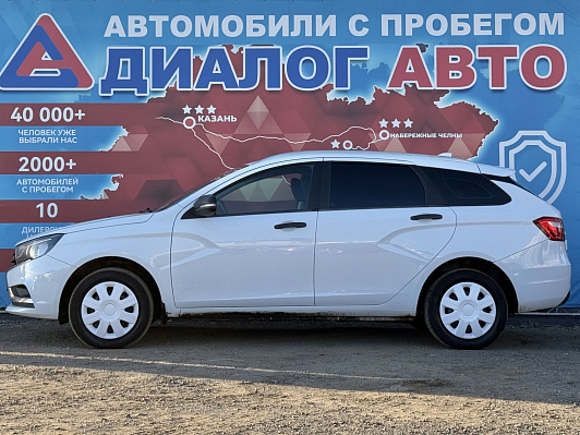 Lada (ВАЗ) Vesta Luxe, 2021 года, пробег 127135 км