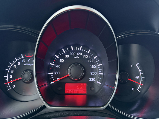 Kia Rio Luxe, 2015 года, пробег 297000 км
