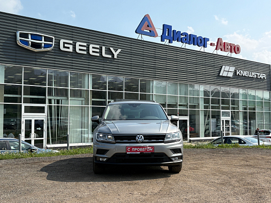 Volkswagen Tiguan CONNECT, 2018 года, пробег 130907 км