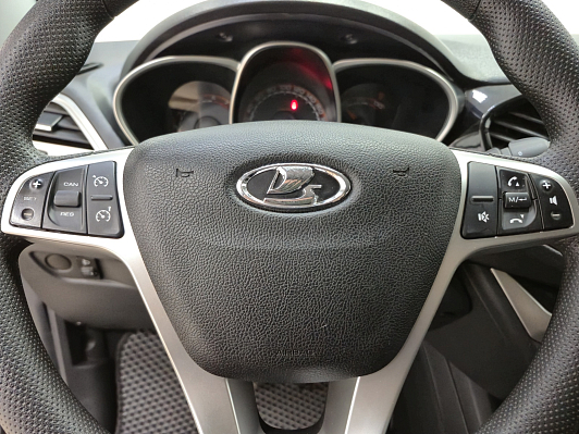 Lada (ВАЗ) Vesta Luxe, 2019 года, пробег 114639 км