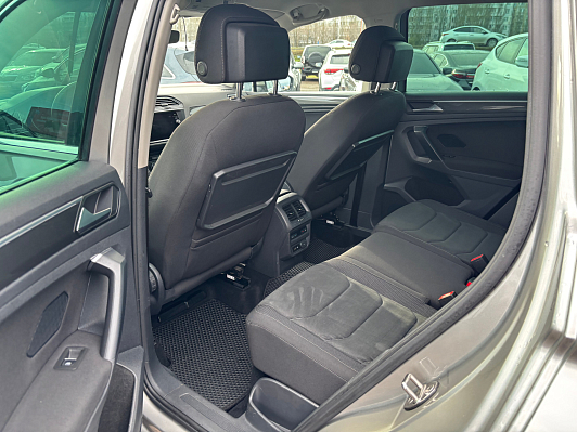 Volkswagen Tiguan CONNECT PLUS, 2019 года, пробег 130000 км
