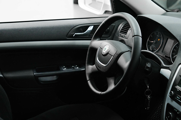 Skoda Octavia Ambition, 2011 года, пробег 133000 км
