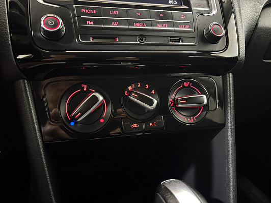 Volkswagen Polo Life, 2017 года, пробег 96503 км