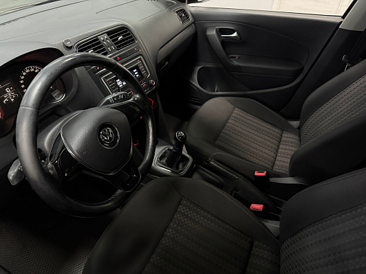 Volkswagen Polo Trendline, 2016 года, пробег 145000 км
