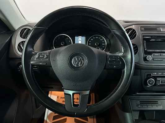 Volkswagen Tiguan Adventure, 2013 года, пробег 129000 км