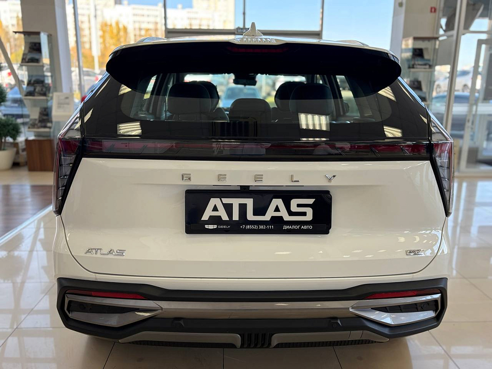 Geely Atlas Luxury, белый