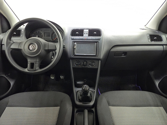 Volkswagen Polo Comfortline, 2012 года, пробег 123281 км