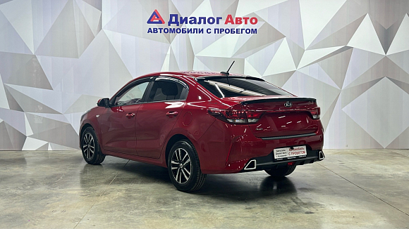 Kia Rio Luxe, 2021 года, пробег 23275 км