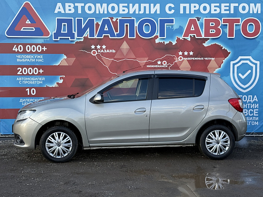 Renault Sandero Confort, 2017 года, пробег 167152 км