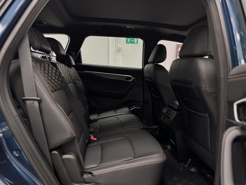 Geely Okavango Флагман, синий