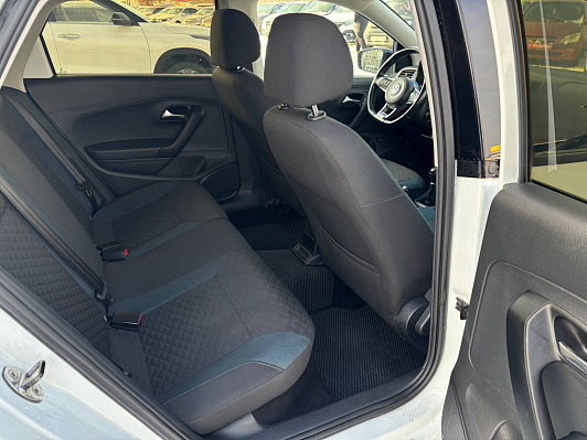 Volkswagen Polo SELECT, 2019 года, пробег 42017 км