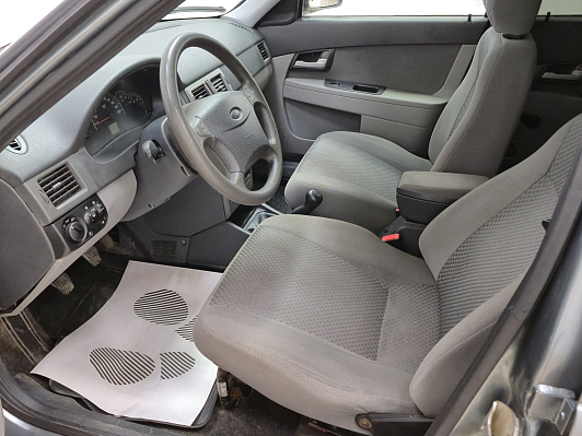 Lada (ВАЗ) Priora Норма, 2011 года, пробег 163745 км