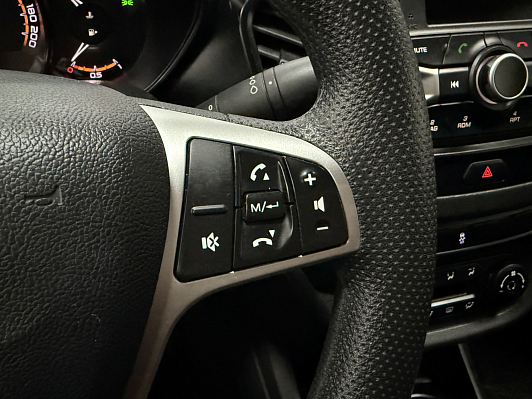 Lada (ВАЗ) Vesta Comfort, 2021 года, пробег 60498 км