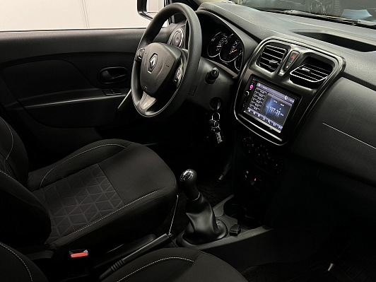 Renault Sandero Stepway Drive, 2018 года, пробег 120000 км