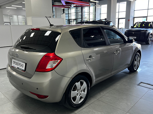 Kia Ceed, 2011 года, пробег 166425 км