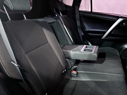 Toyota RAV4 25th Anniversary, 2019 года, пробег 150000 км