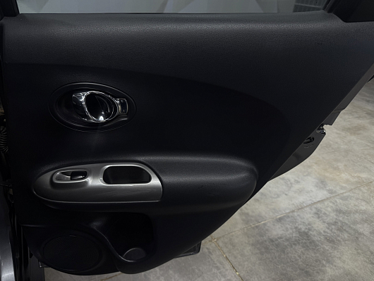Nissan Juke SE+, 2012 года, пробег 139800 км