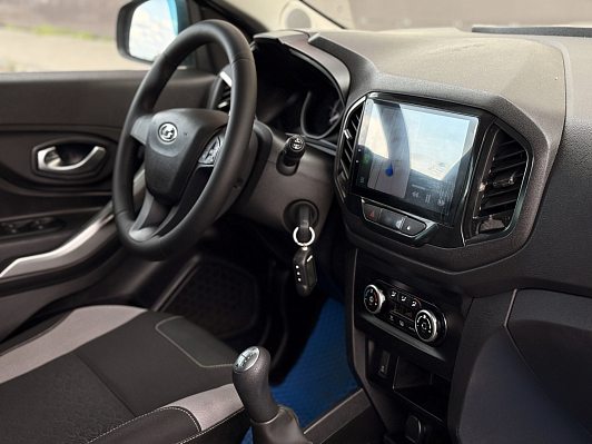 Lada (ВАЗ) XRAY Top Prestige (2015-2016), 2016 года, пробег 104599 км