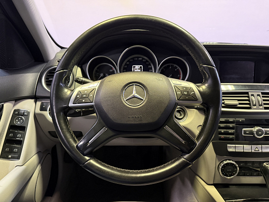 Mercedes-Benz C-Класс, 2012 года, пробег 232743 км
