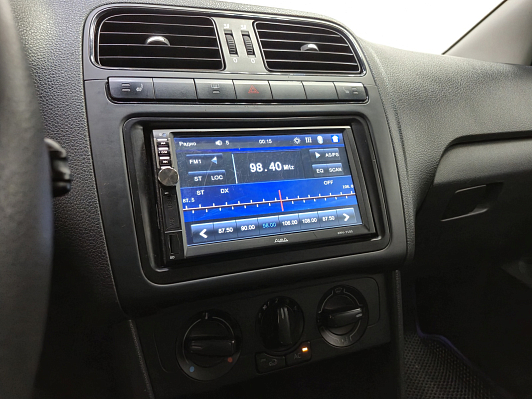 Volkswagen Polo Comfortline, 2012 года, пробег 123281 км