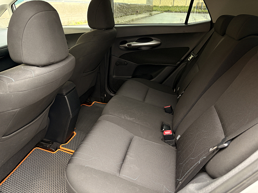Toyota Auris, 2011 года, пробег 232507 км