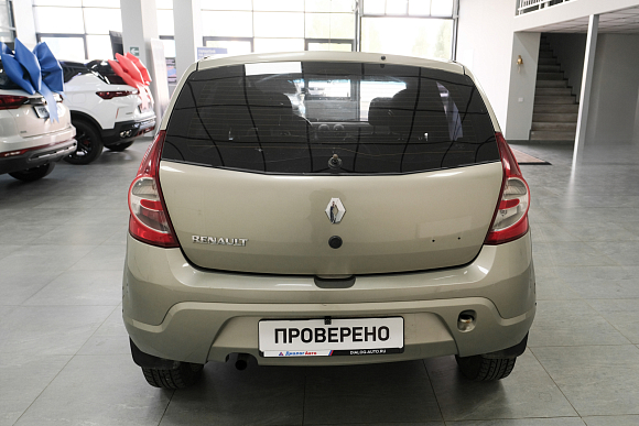 Renault Sandero Expression, 2011 года, пробег 196200 км