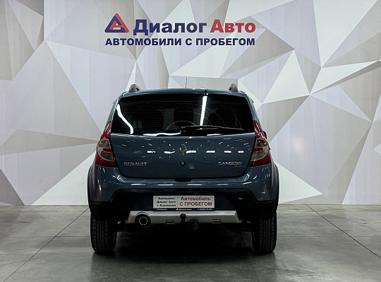 Renault Sandero, 2013 года, пробег 216847 км