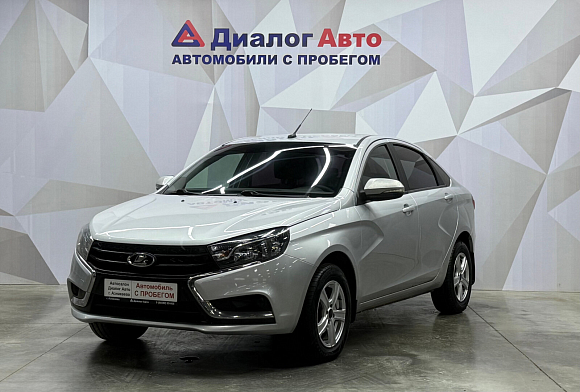 Lada (ВАЗ) Vesta Comfort Multimedia, 2018 года, пробег 142975 км
