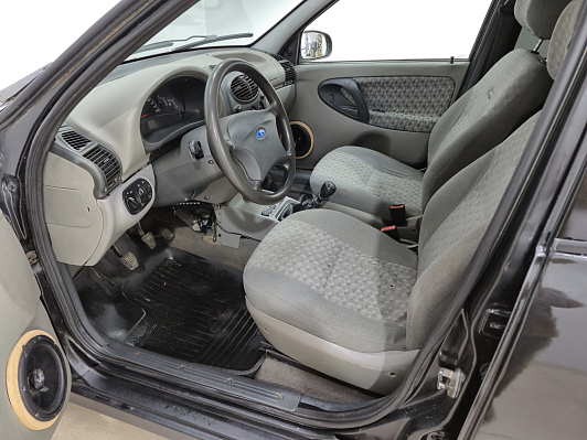 Lada (ВАЗ) Kalina, 2009 года, пробег 185957 км