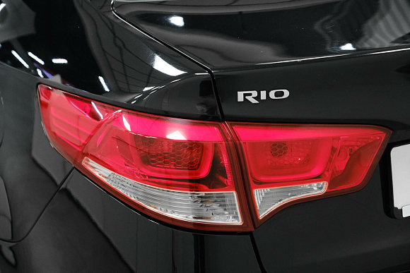 Kia Rio, 2015 года, пробег 211000 км