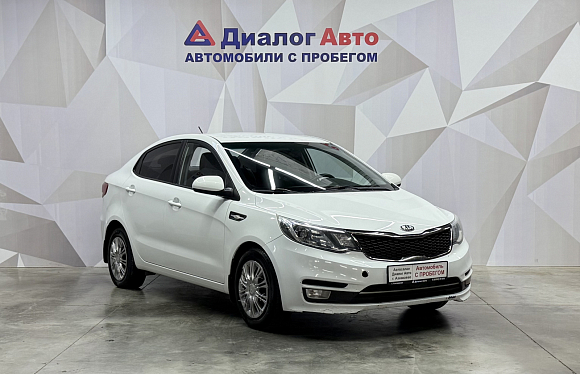 Kia Rio Luxe, 2015 года, пробег 129447 км