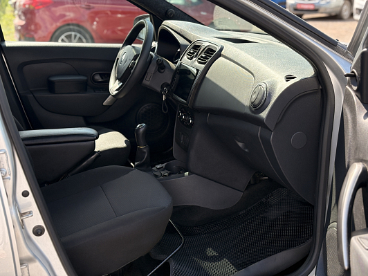 Renault Logan Confort, 2017 года, пробег 155992 км