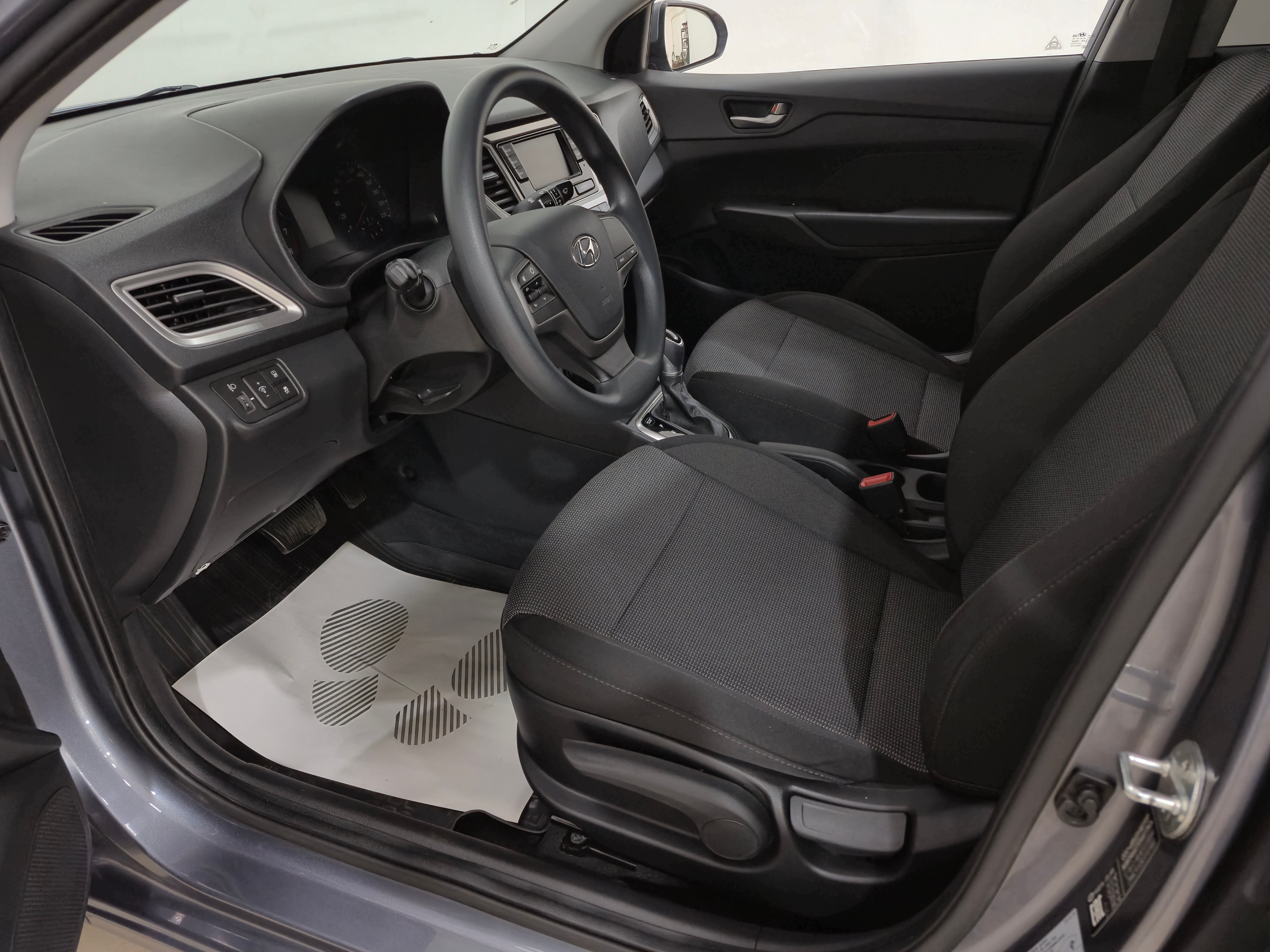 Hyundai Solaris Comfort, 2019 года, пробег 102570 км