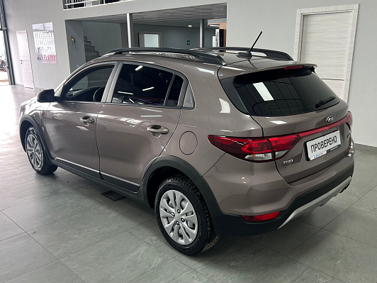 Kia Rio Luxe, 2020 года, пробег 67000 км