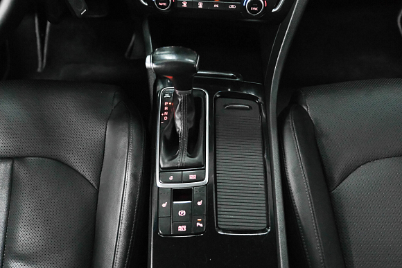 Kia Optima Luxe, 2018 года, пробег 171796 км