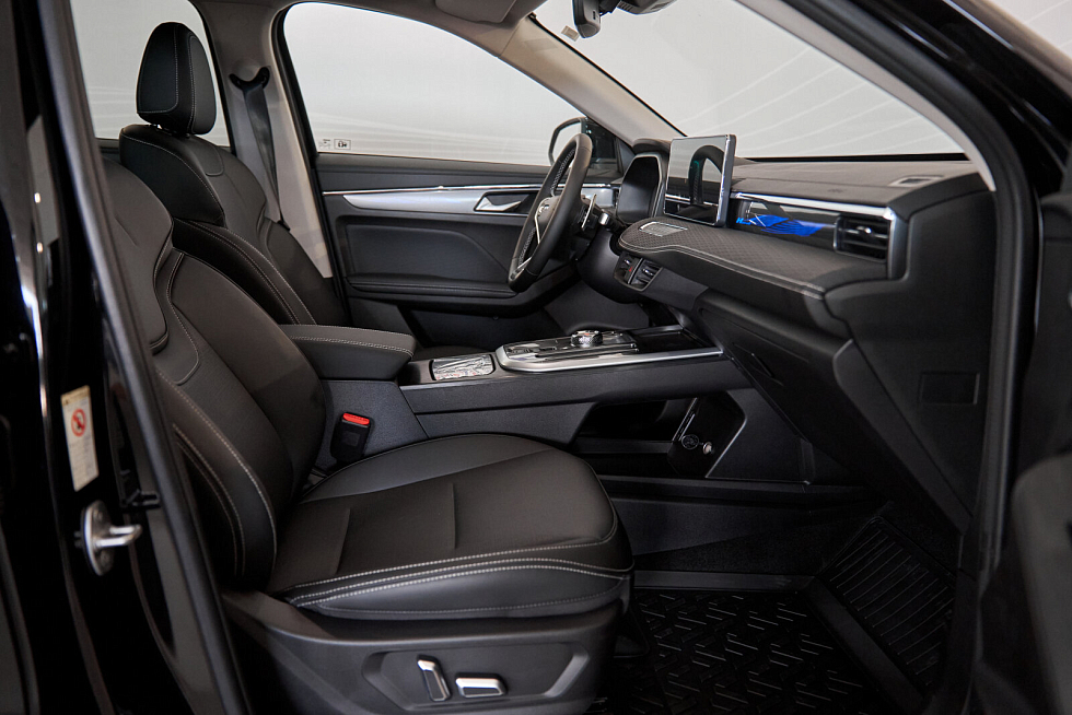 Haval Jolion Техно+, черный