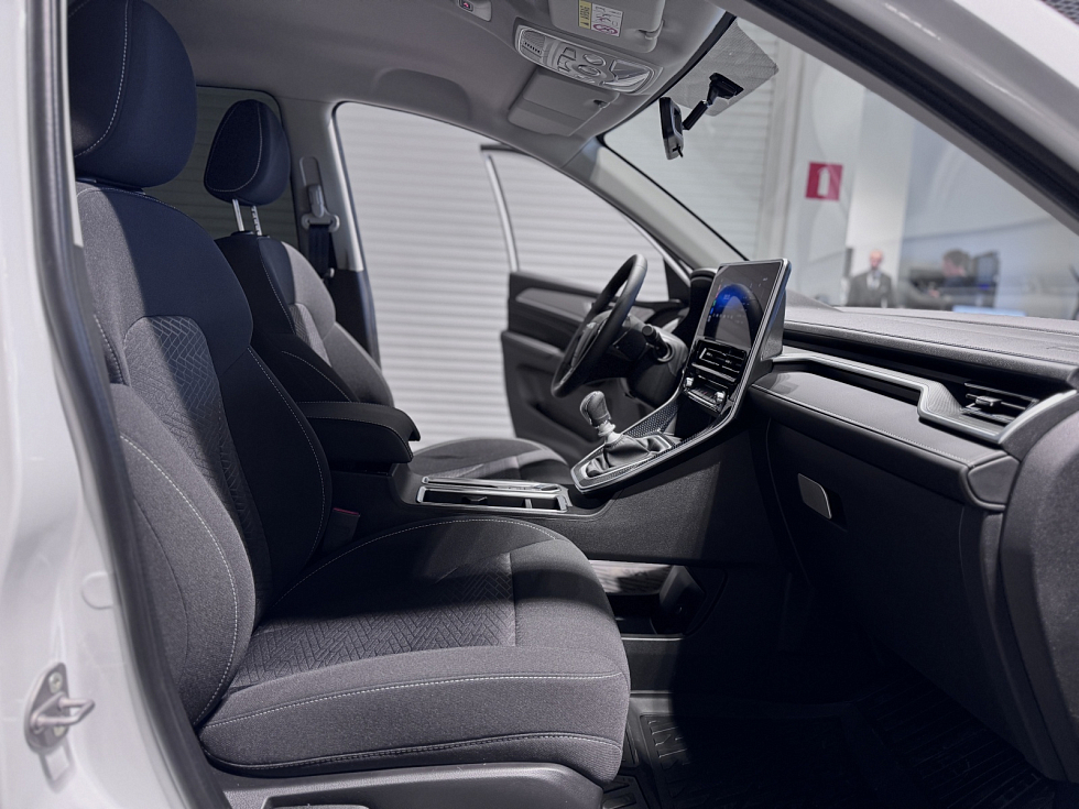 Haval M6 Base, белый