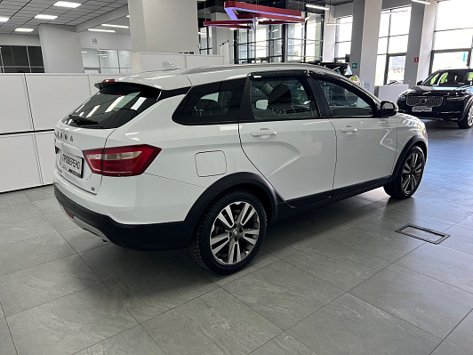 Lada (ВАЗ) Vesta Luxe Multimedia (2017-2019), 2019 года, пробег 76000 км