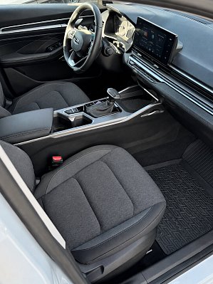 Geely Emgrand, 2023 года, пробег 28570 км