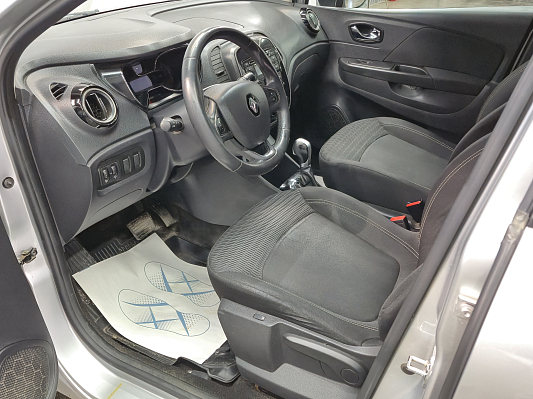 Renault Kaptur Drive, 2017 года, пробег 74741 км