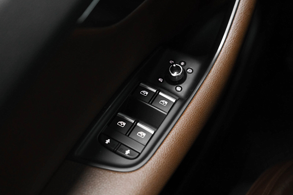 Audi Q7 Business, 2016 года, пробег 171356 км