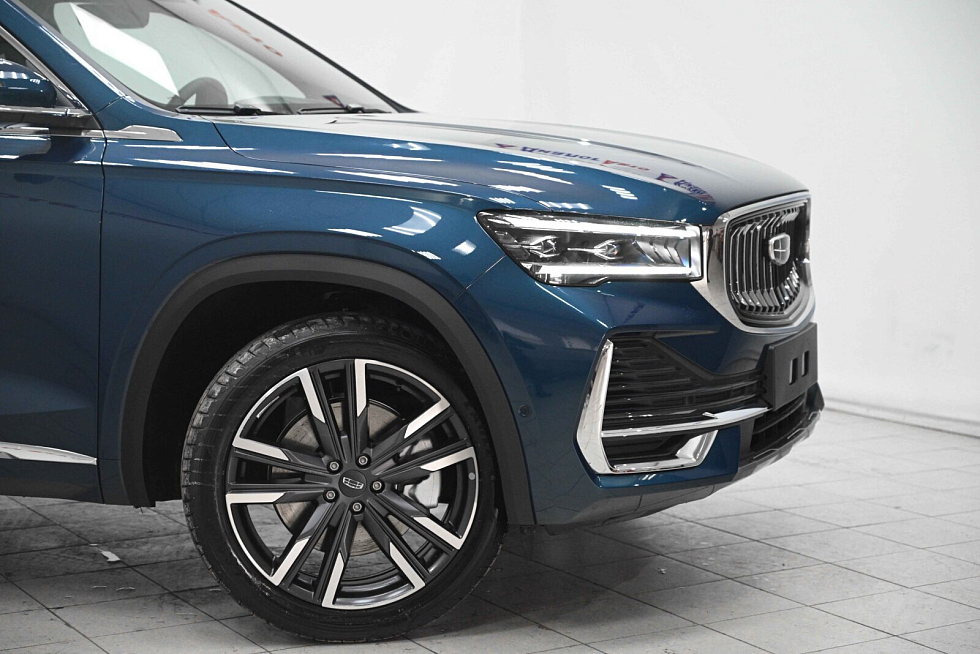 Geely Monjaro Flagship (2023-2025), синий
