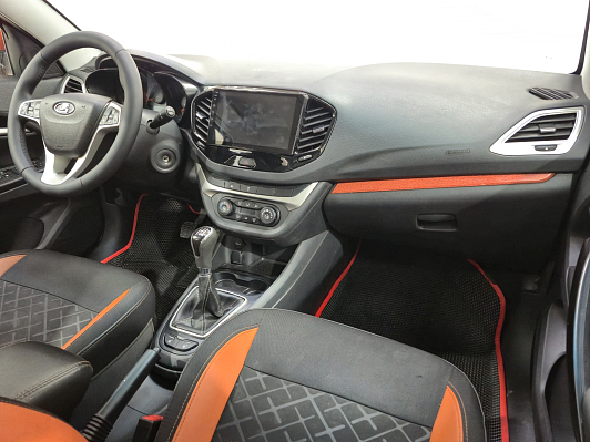Lada (ВАЗ) Vesta Luxe Multimedia, 2019 года, пробег 92805 км