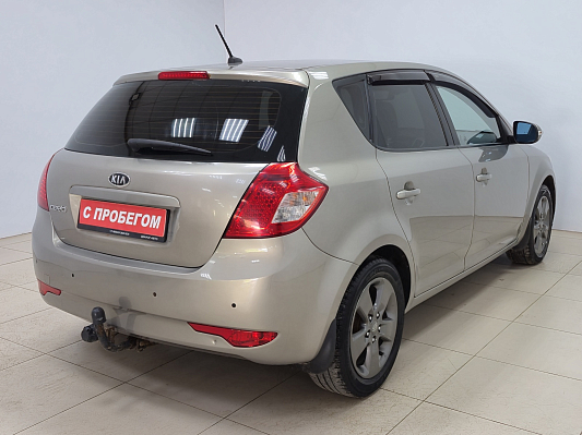Kia Ceed, 2012 года, пробег 141619 км