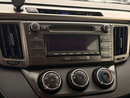 Toyota RAV4, 2013 года, пробег 232000 км