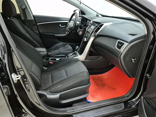 Hyundai i30 Classic, 2012 года, пробег 252075 км